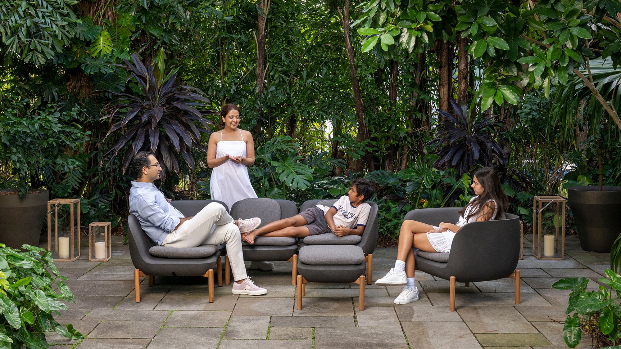 Crescent Garden InOu Furniture