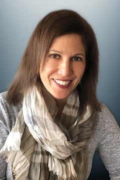 Jennifer Richinelli Headshot COV26