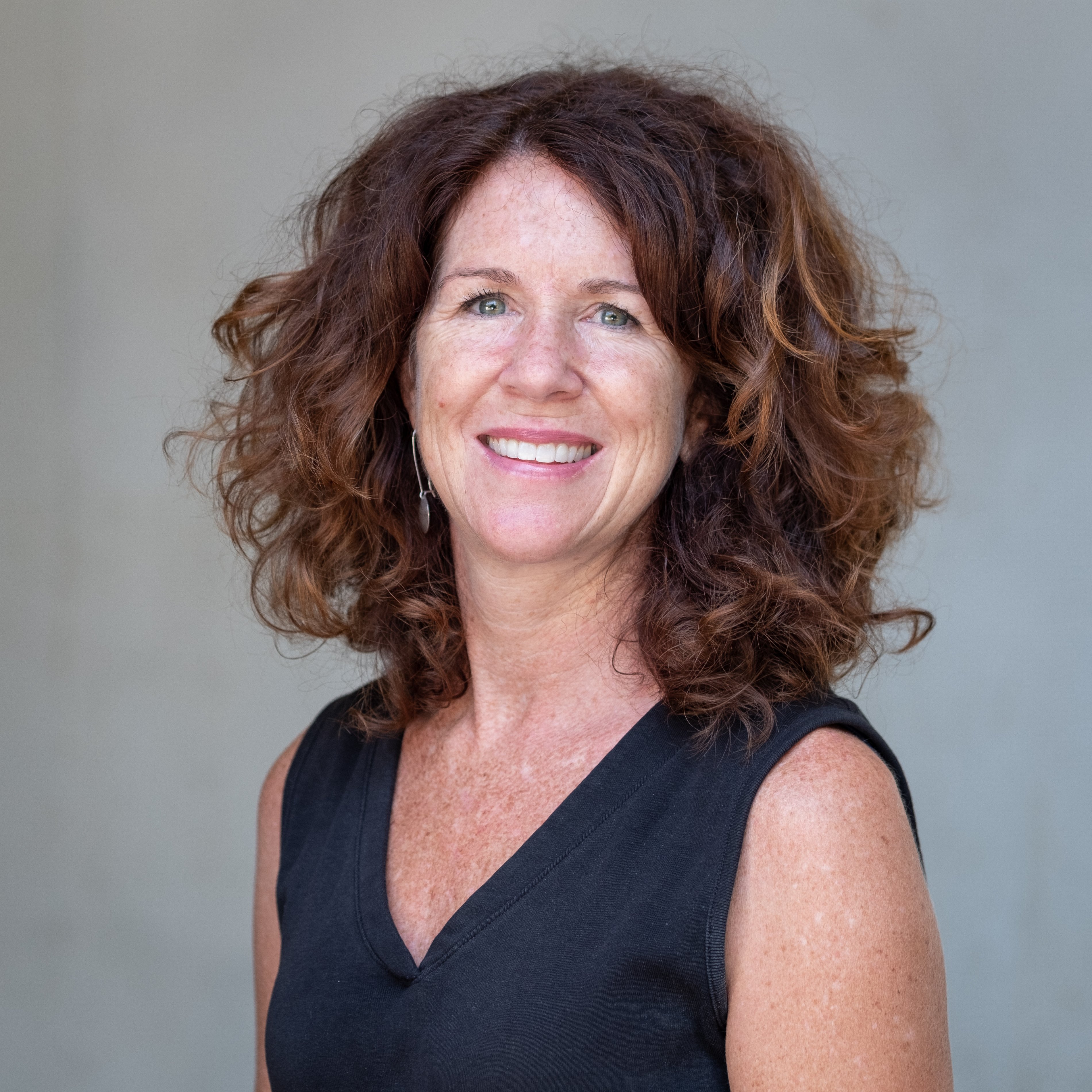 Karen Larson Headshot