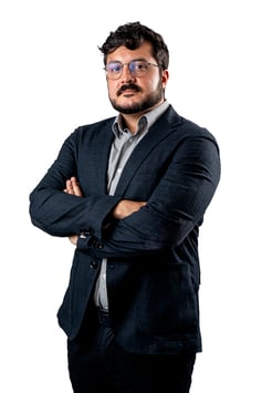 Leonardo Guardia Headshot COV26