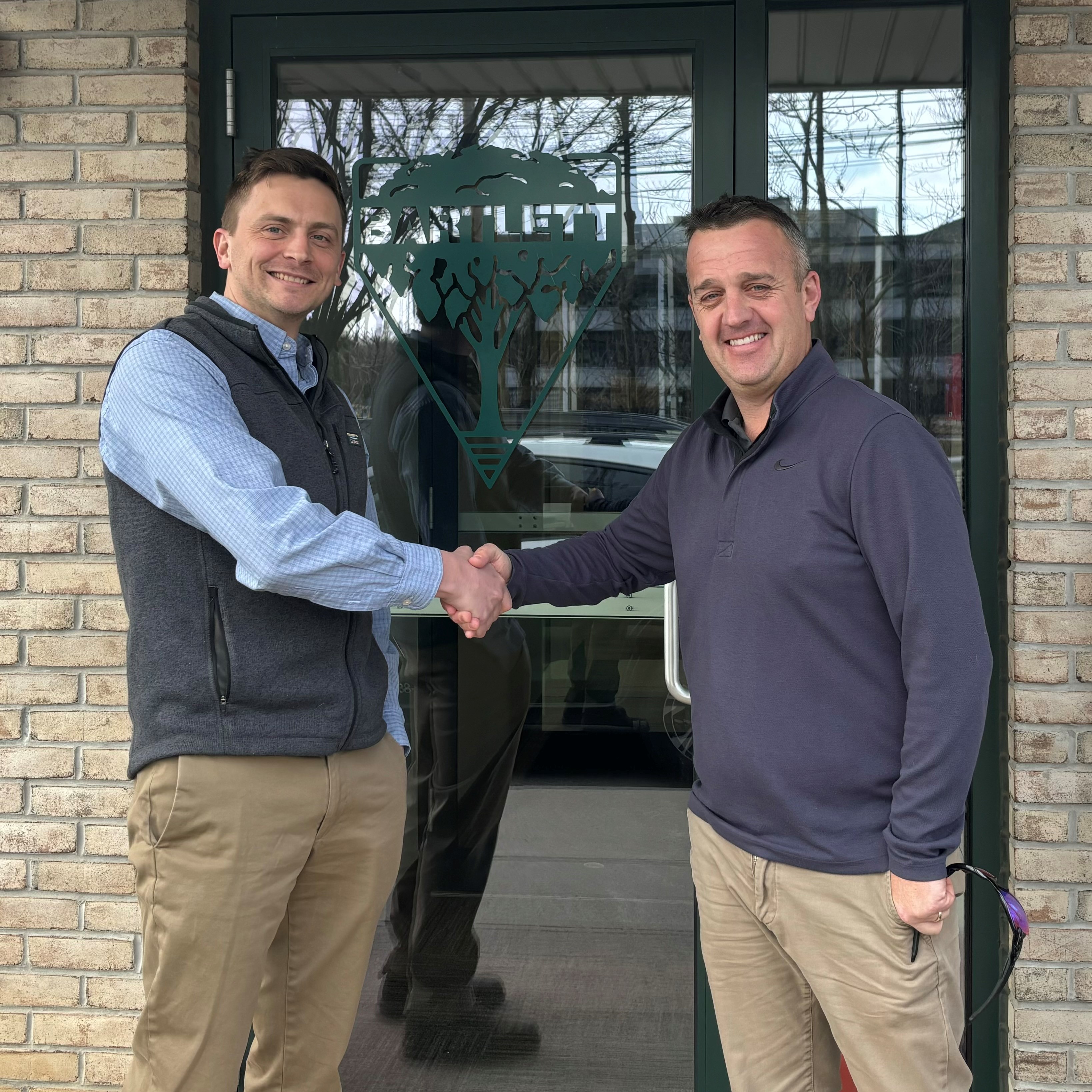 Bartlett Tree Experts Acquires Advanced Lawn Care Incorporated