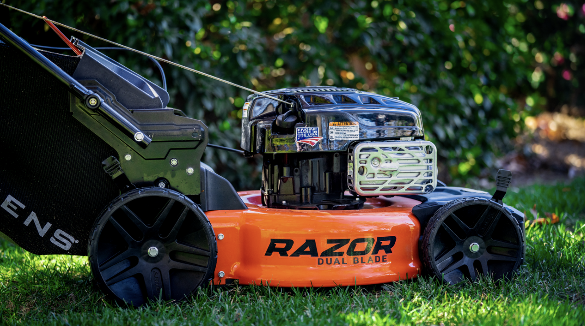 ARIENS® New Razor Line