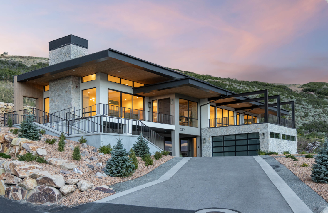 Mountain Modern: Where Contemporary Design Meets the Natural Landscape