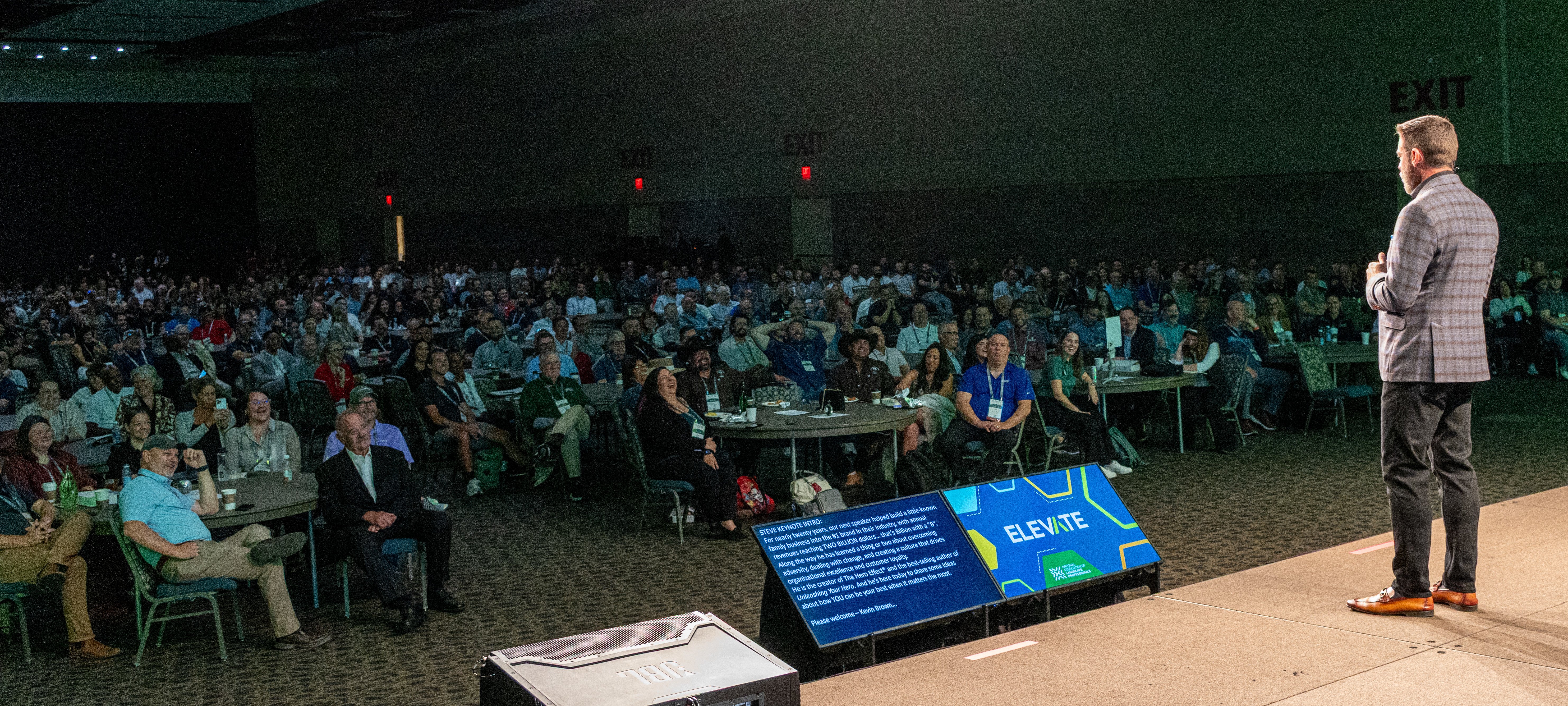 keynote and crowd in front