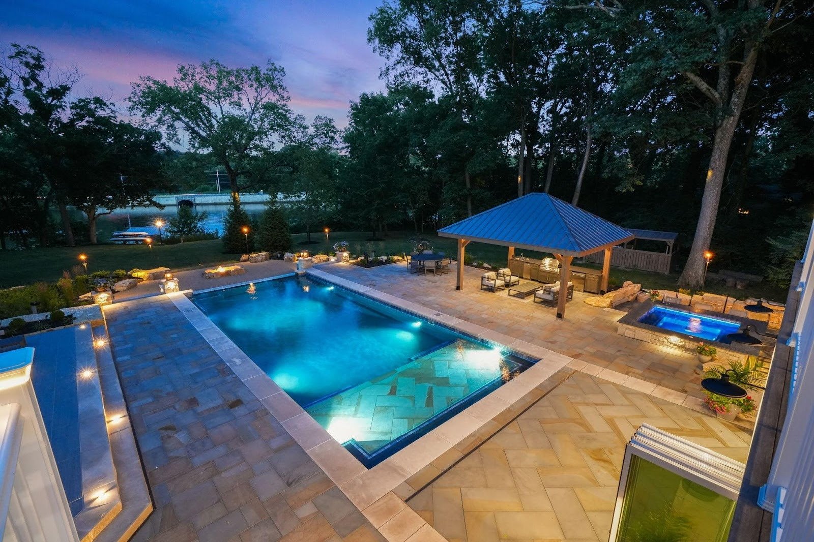 Blurring Boundaries: How Coastal Source Helped Homeowners Turn a Scenic Riverfront Property into a Lifestyle